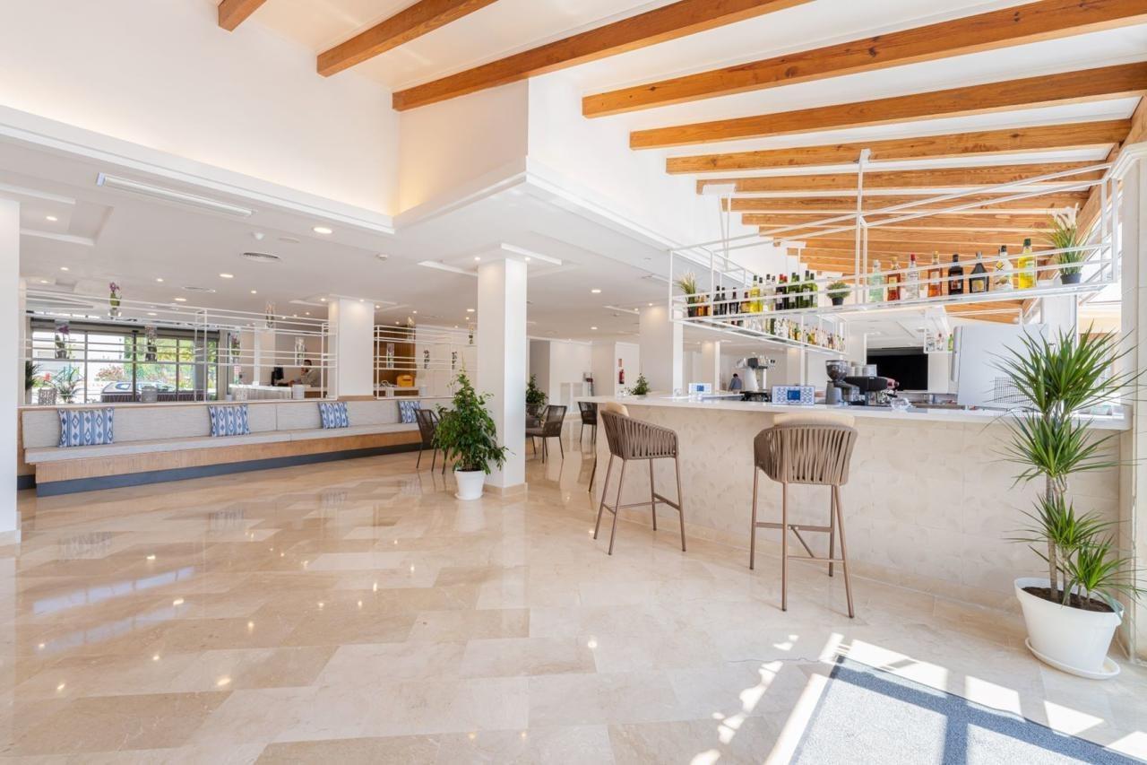 Ferrer Lime Isabel Aparthotel