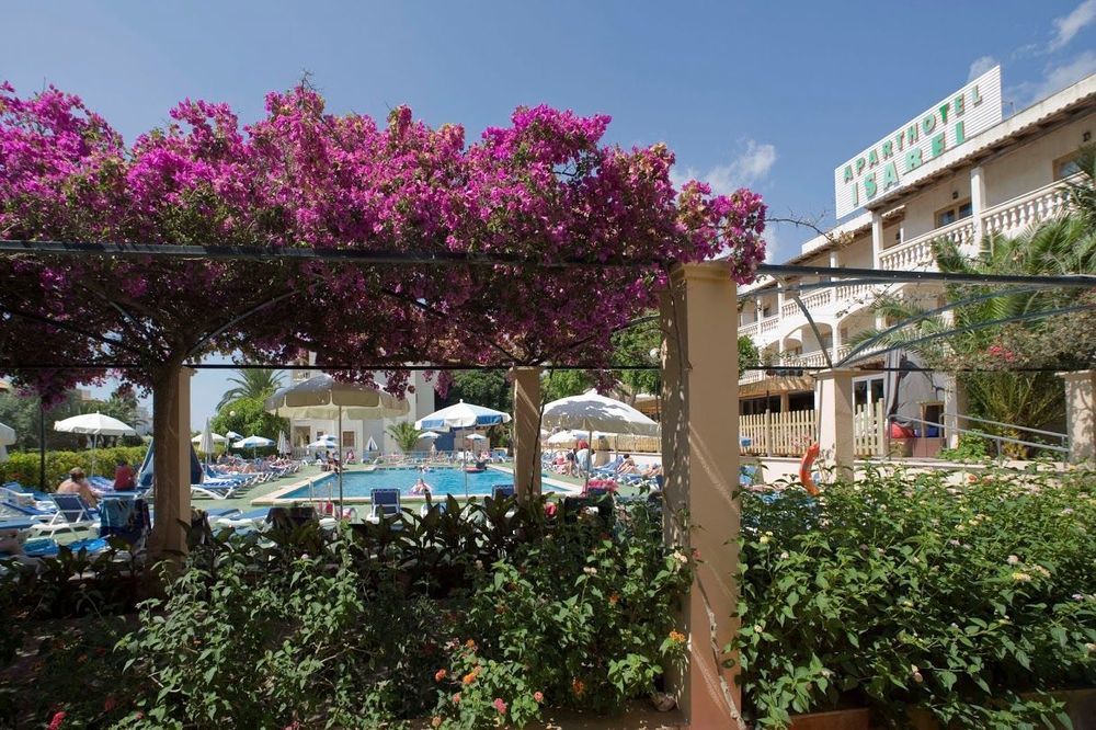 Aparthotel Ferrer Lime Isabel 3*